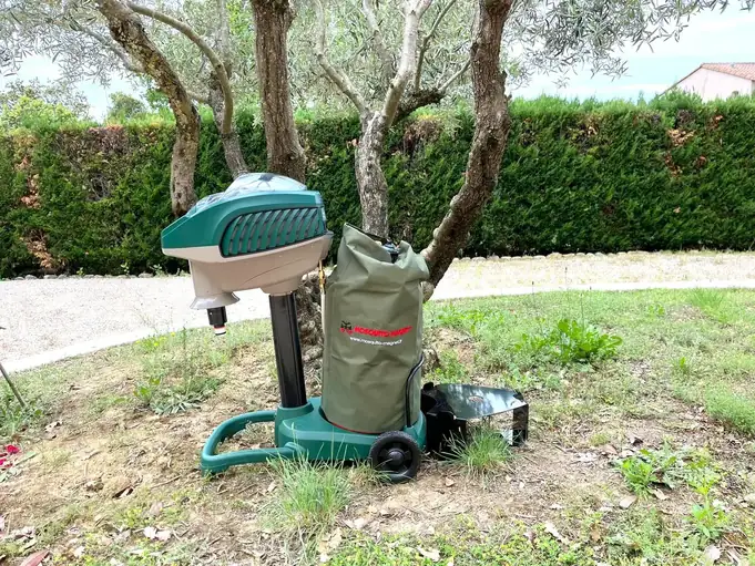 mosquito magnet